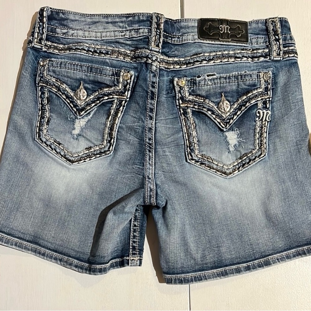 Miss Me Women's Blue Denim Shorts fix stitch, distressed look
